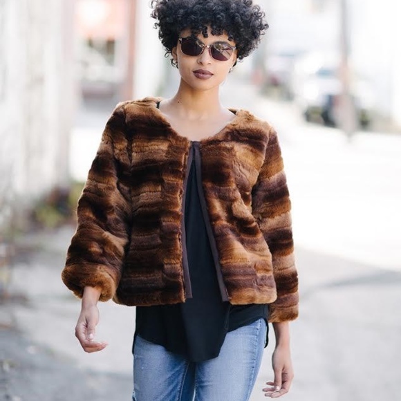 KOKOON "Teddy" Cropped Faux Fur (S) - Picture 2 of 4